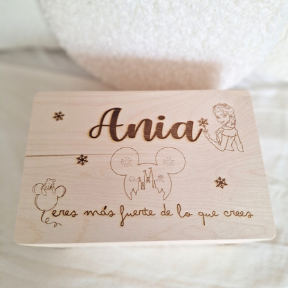 Caja madera grabada especial niños