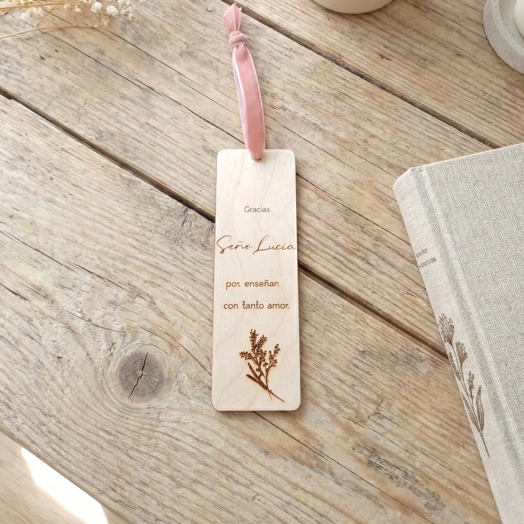Marcapáginas madera personalizado
