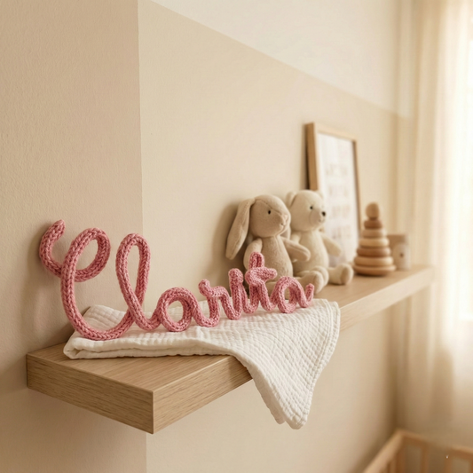 Letras tejidas decoración
