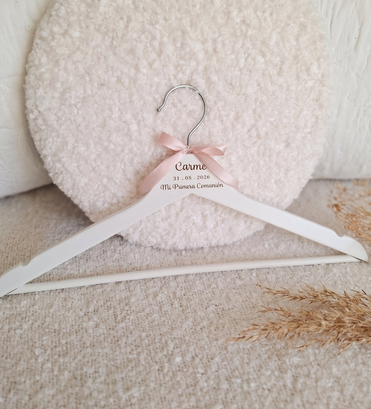 Personalized event hanger