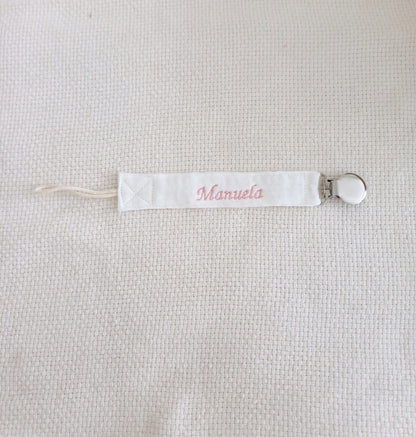 Chupetero bebé bordado