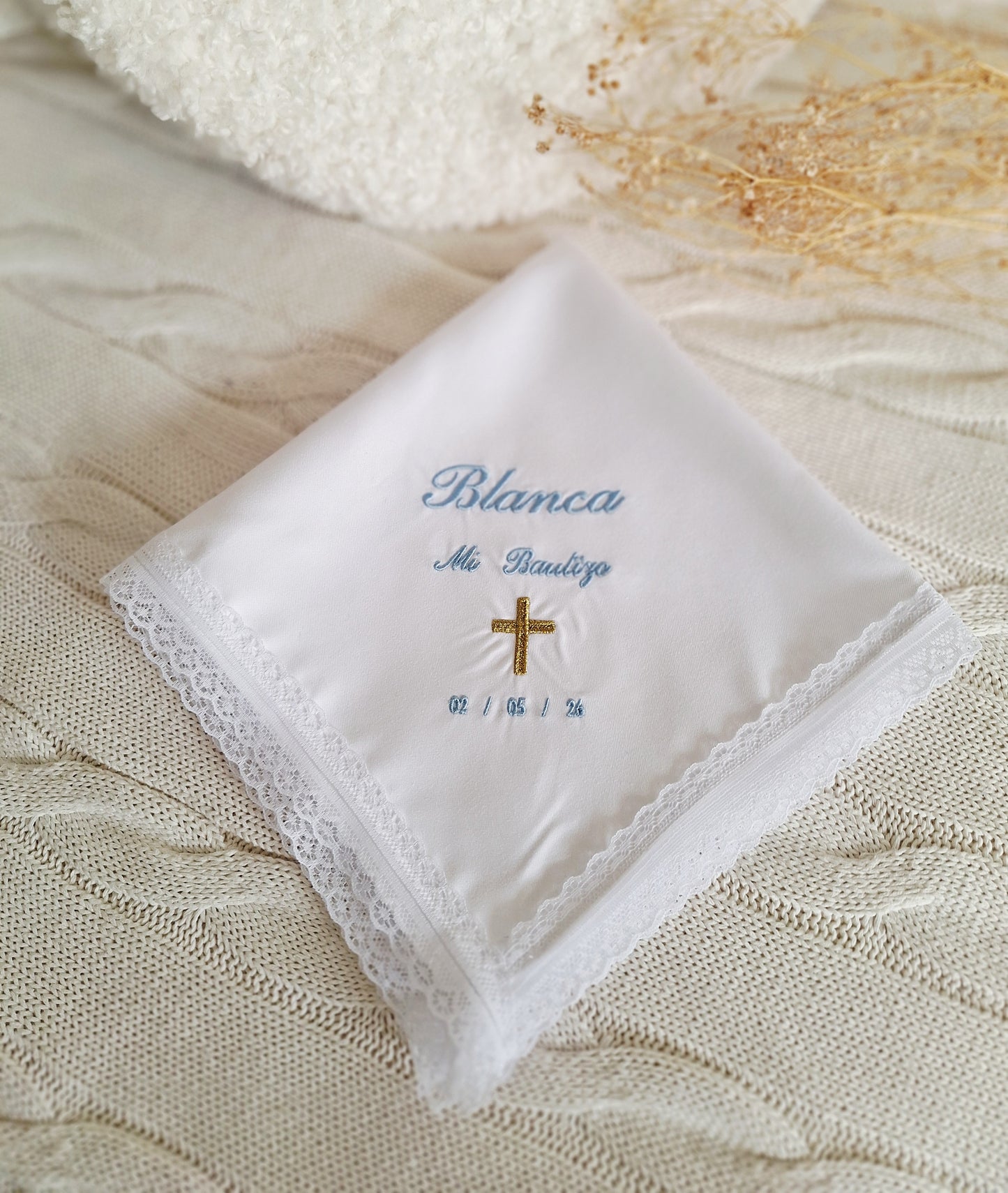 Pañuelo bordado especial bautizos