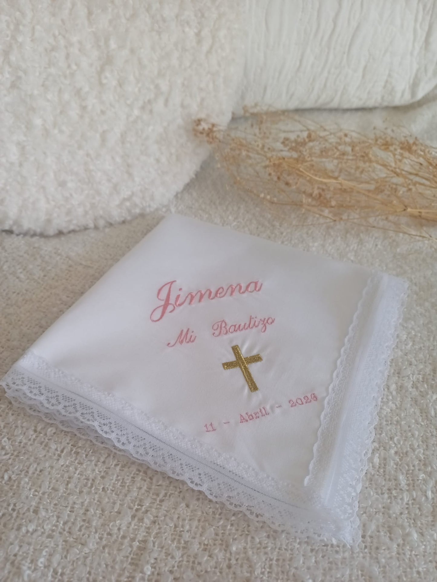 Pañuelo bordado especial bautizos