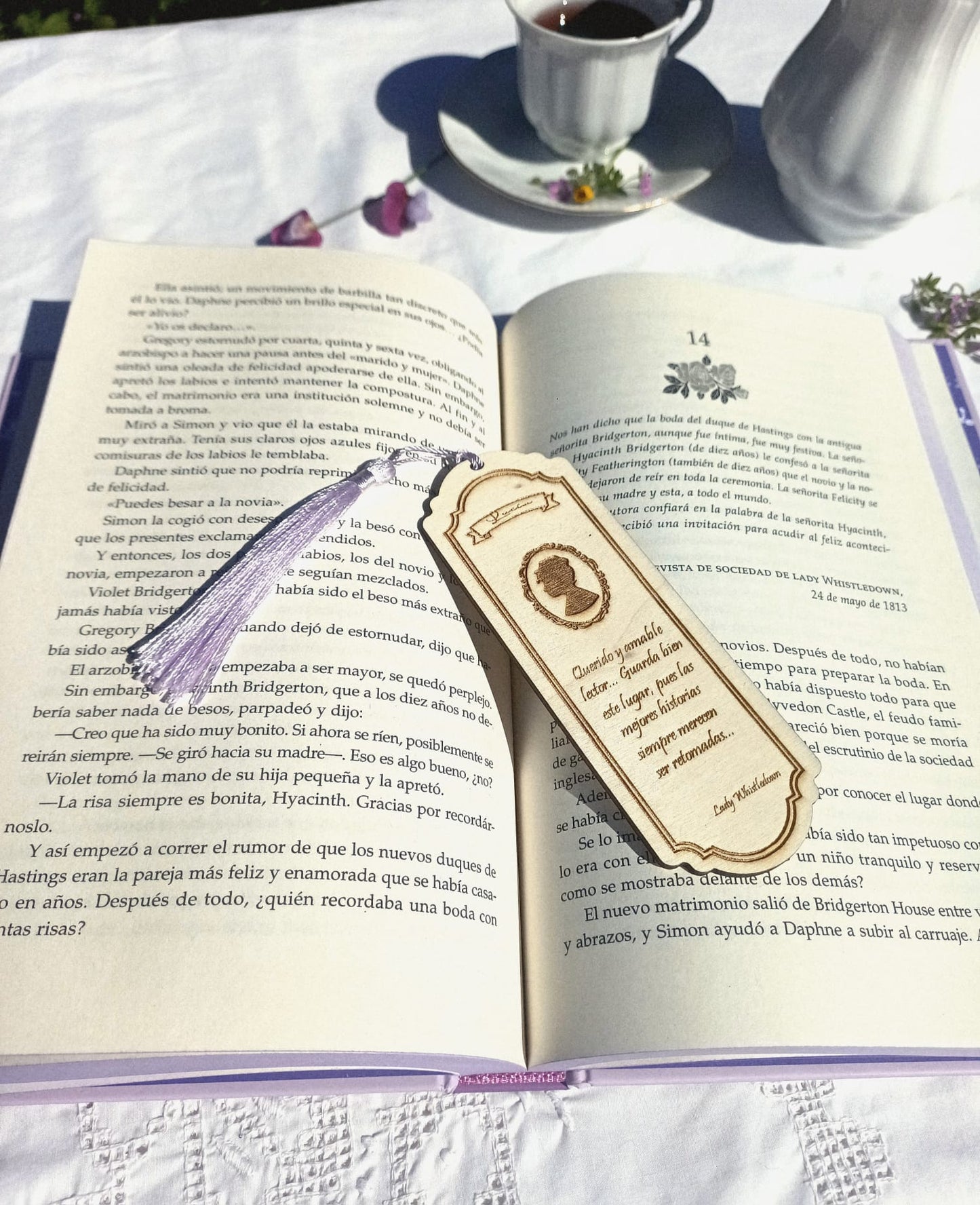 Marcapáginas madera “Cartas de la Alta Sociedad”